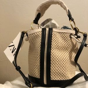 Zara cream woven bucket bag NWT